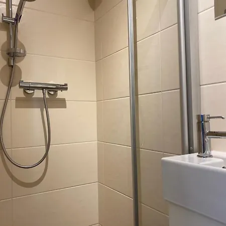 Apartman Wohne Im Gruenen/innsbruck/4 Pax